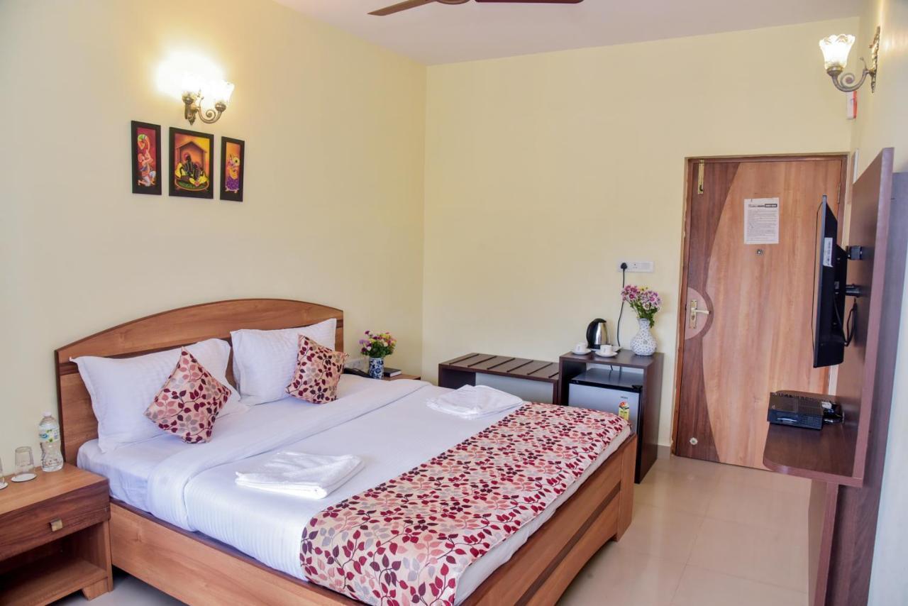 Candolim Grande Resort Exteriör bild