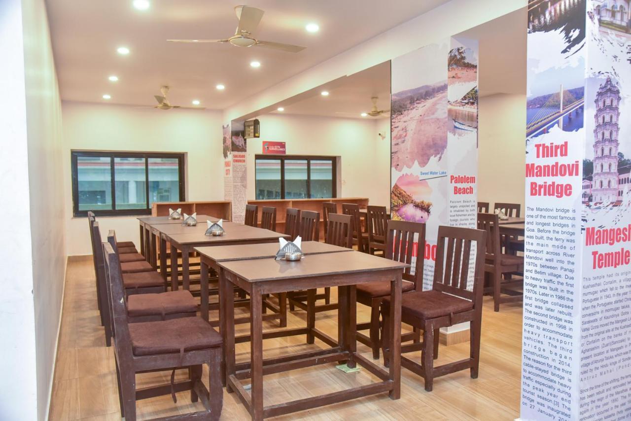 Candolim Grande Resort Exteriör bild